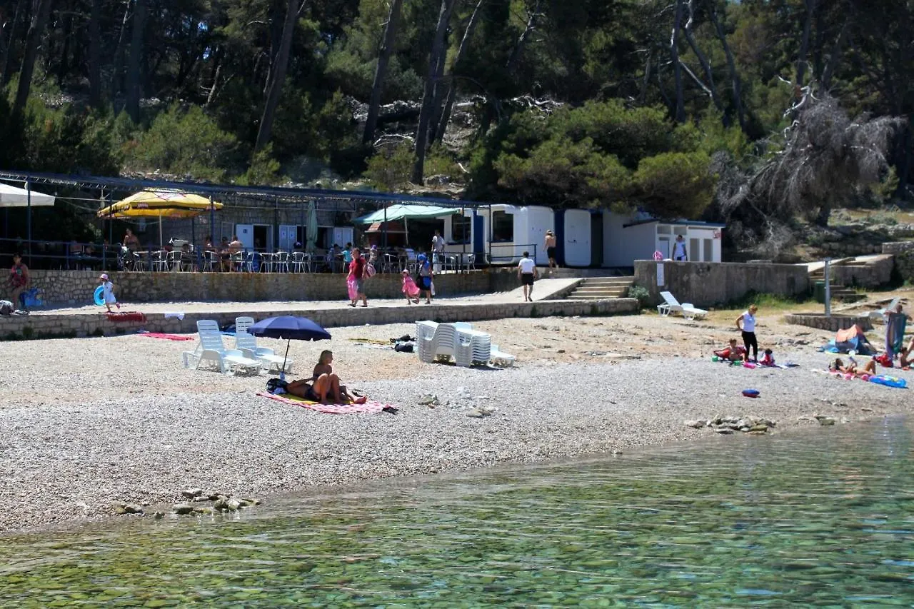 Rooms With A Parking Space Veli Losinj, Losinj - 21045 0*,  Croatia