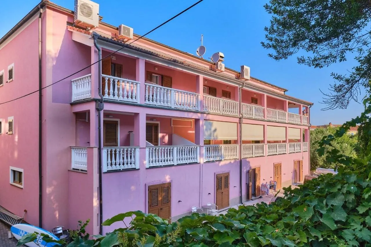 Rooms With A Parking Space Veli Losinj, Losinj - 21045 Guest house