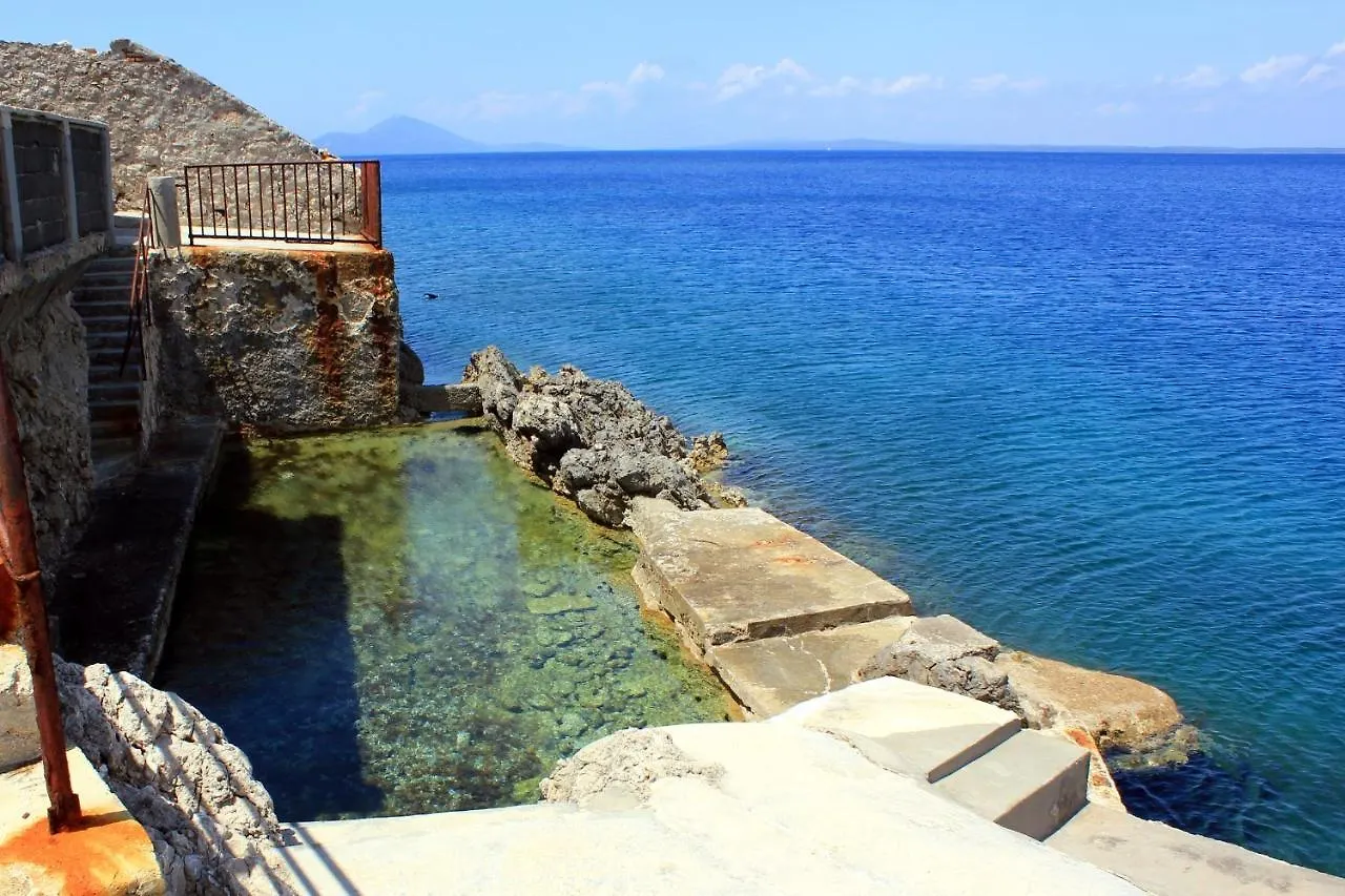 Guest house Rooms With A Parking Space Veli Losinj, Losinj - 21045