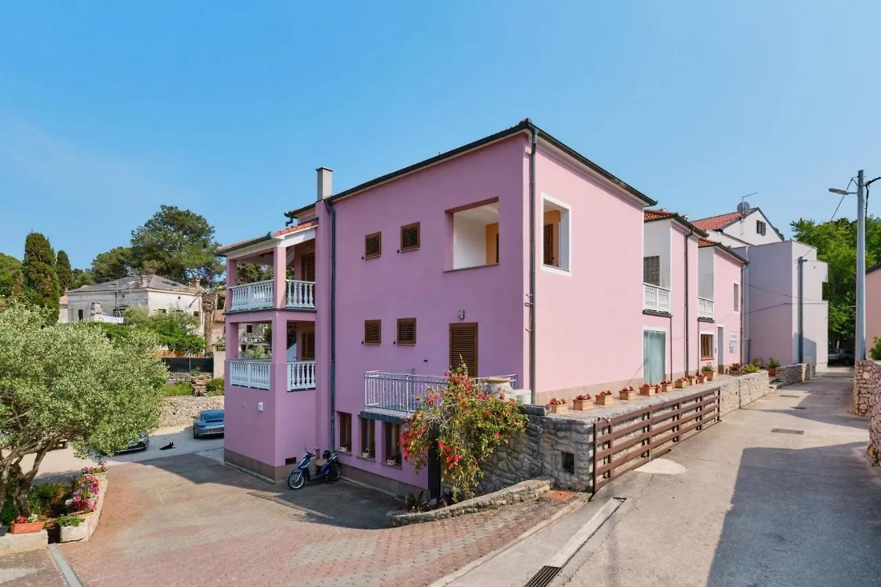 Rooms With A Parking Space Veli Losinj, Losinj - 21045 Guest house